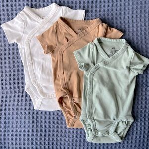 H&M Onesies Bundle of 3